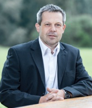 Thomas_Hahn_Web.jpg